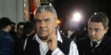 DYN202, BUENOS AIRES 22/08/2016, REUNION EN LA AFA POR EL INICIO DEL CAMPEONATO. FOTO: DYN/ALBERTO RAGGIO. buenos aires claudio chiqui tapia debate por el comienzo inicio del campeonato de futbol futbol dirigentes de los clubes