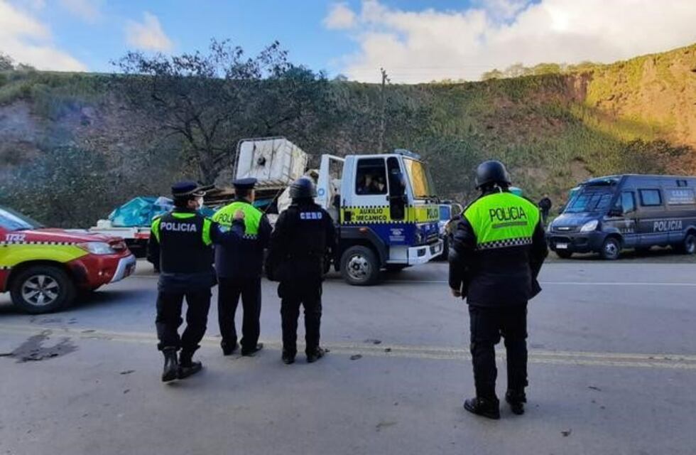 La policía vial de la provincia liberó la ruta 307 con dirección a los Valles Calchaquíes