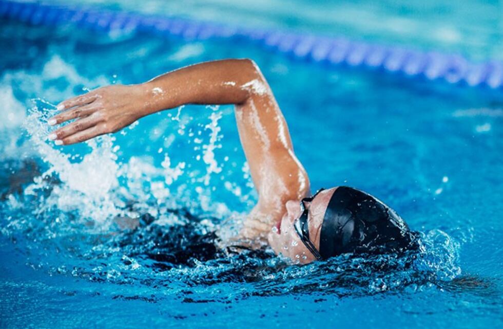 Buscan profesor titular de educación física con orientación en natación