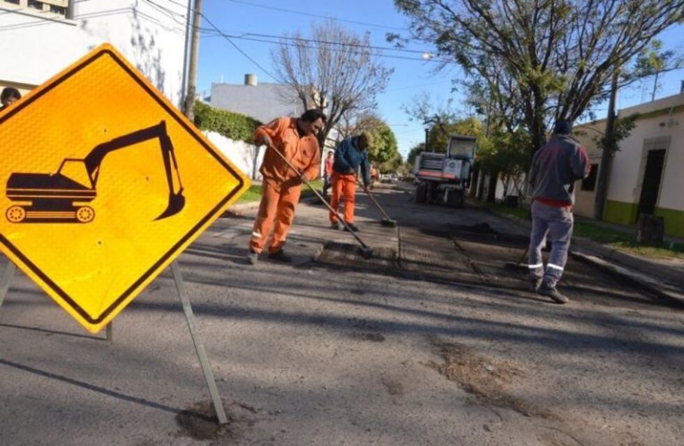 Se puso en marcha un nuevo plan de bacheo en Paraná
