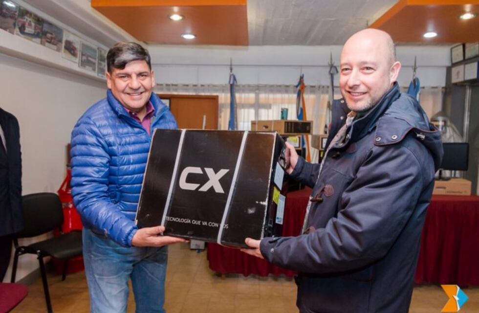 Bomberos: el Cuartel Central de Ushuaia cuenta con nuevo equipamiento informático