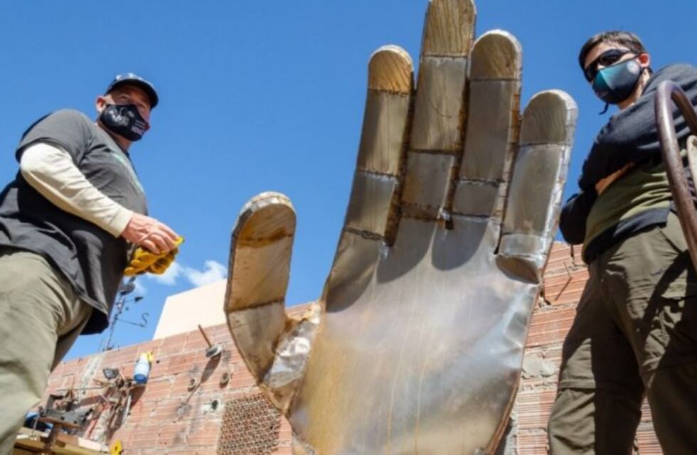 Primer monumento del país en homenaje a victimas del Covid-19