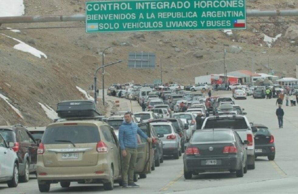 Miles de chilenos llegaron a Mendoza para pasar el fin de semana largo