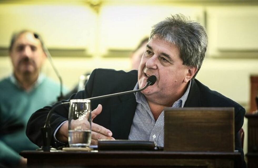 Rubeo le mandó una carta a Lifschitz para que presencie la sesión del miércoles por la reforma constitucional