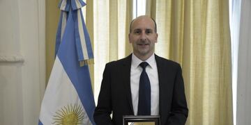 Declararon al profesor Elbio Bruschi personalidad destacada