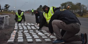 Operativo narcotráfico \u002E Concepción del Uruguay\nCrédito: Gendarmería Nacional