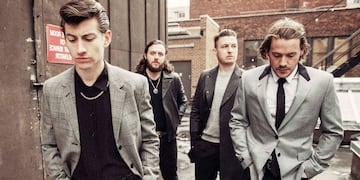 Artic Monkeys cerrará el día 2 en el escenario principal