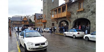 Fugaz reunión en Bariloche por el aumento de tarifas en los taxis