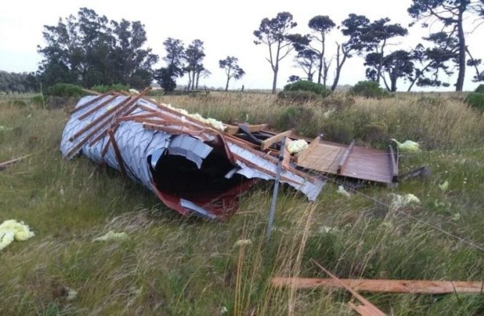 Voladuras de techos en viviendas del sur marplatense y del Cuartel de Bomberos de Chapadmalal