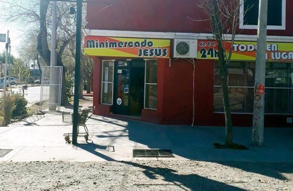 Detuvieron a un comerciante que golpeó a su esposa y la mantenía cautiva en la casa
