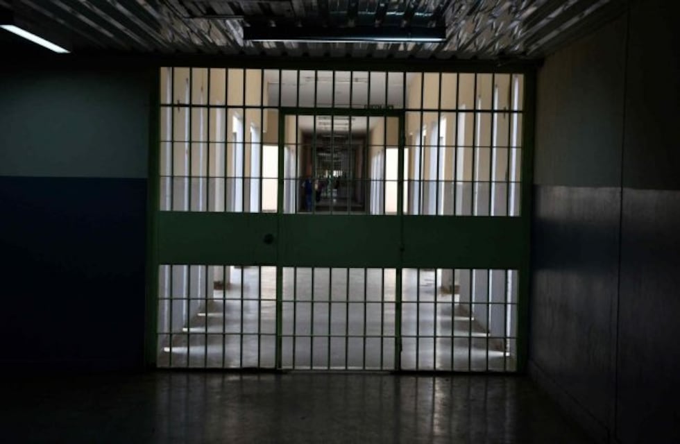 Un médico del Penal N°3 de Bariloche dio positivo de coronavirus