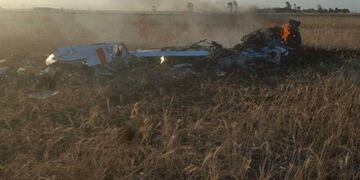 Así quedó el avión luego del accidente\u002E (Foto: Leandro Prieto)