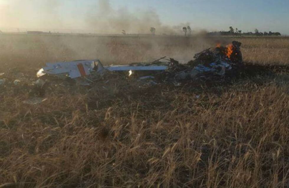 Se cayó un avión de entrenamiento de la Escuela de la Fuerza Aérea en Córdoba