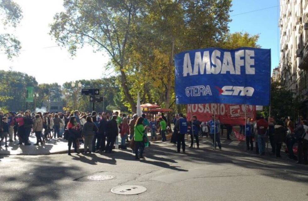 Los gremios docentes serán convocados el viernes para volver a discutir paritarias
