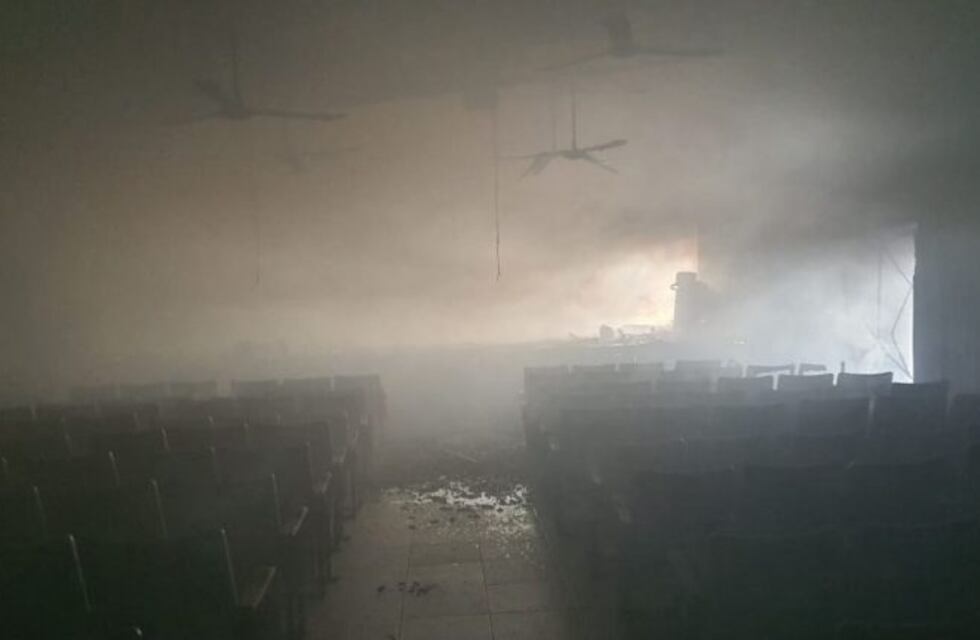 Un incendio arrasó con el teatro Sala 88