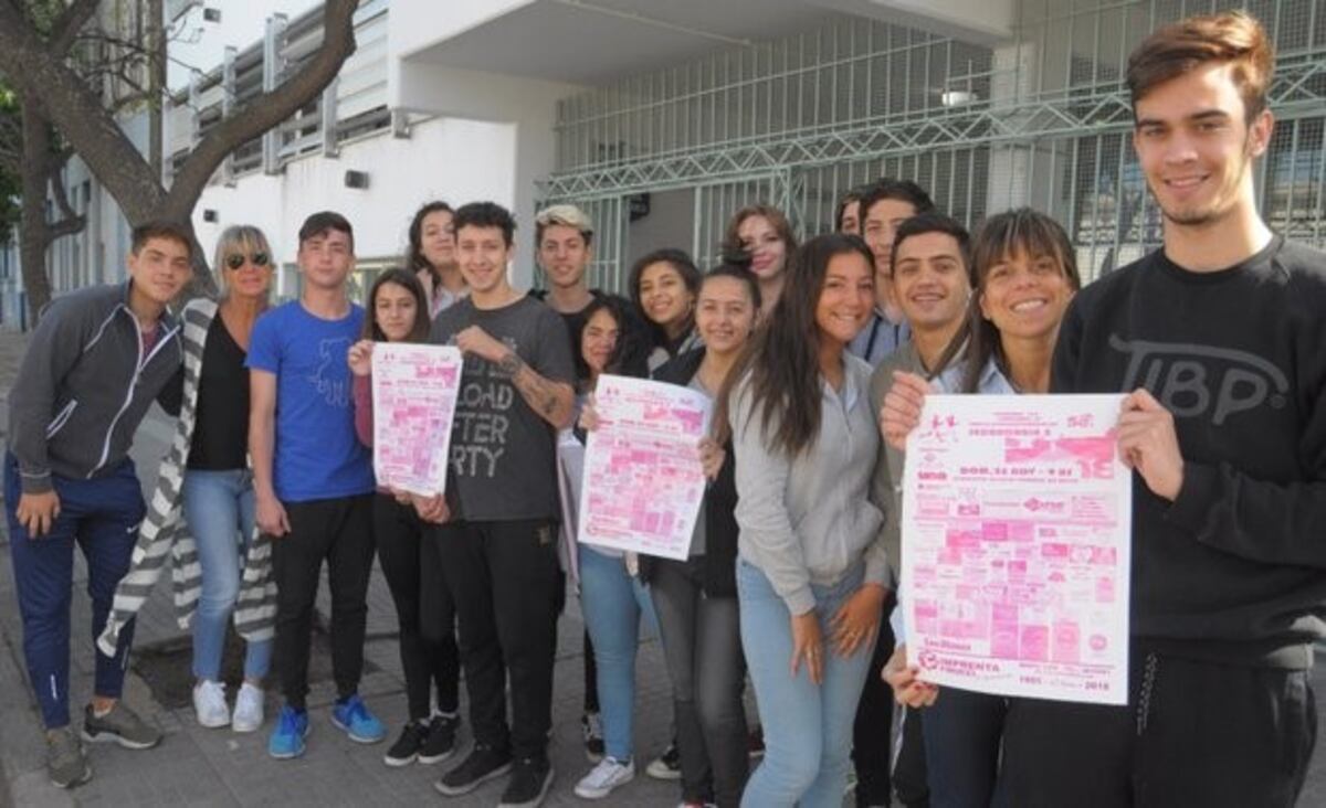 Alumnos de la Escuela Secundaria Nº 2