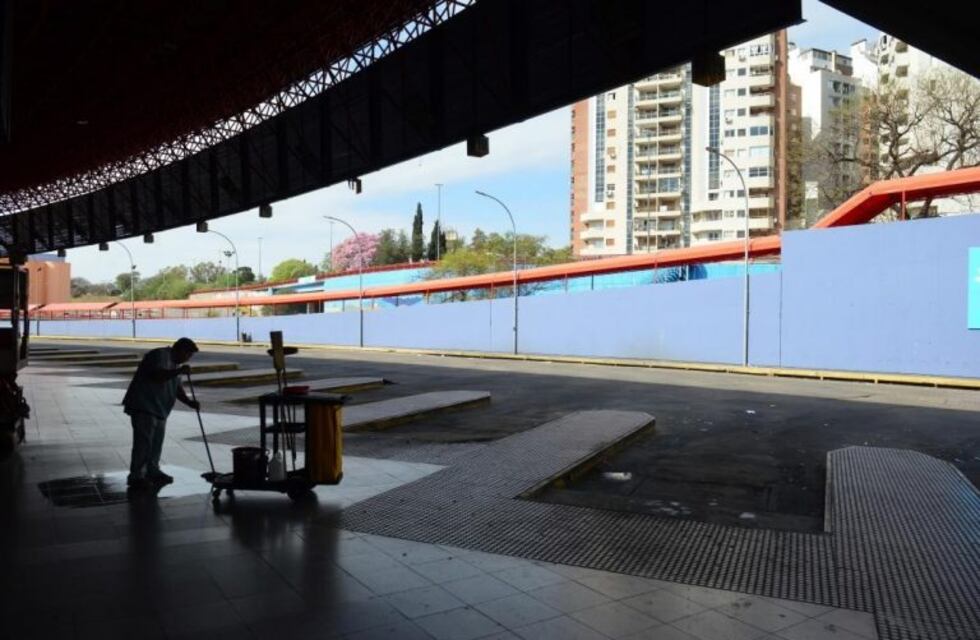 Se cumplen 100 días desde que comenzó el paro de interurbanos en Córdoba: no hay diálogo