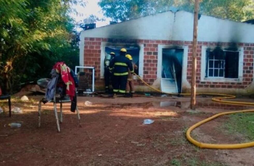 Puerto Iguazú: lo golpearon brutalmente y le prendieron fuego la casa con él adentro
