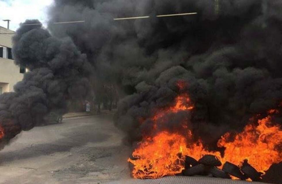 Ex somiseros se manifestaron frente a la Anses por sus jubilaciones