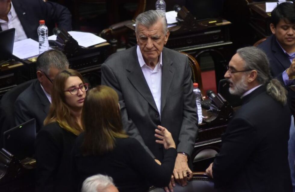 Gioja: "Cornejo es uno de los mimados del presidente"