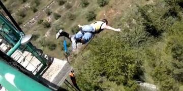 Rubén Carbonell, en otro de sus saltos (Web)