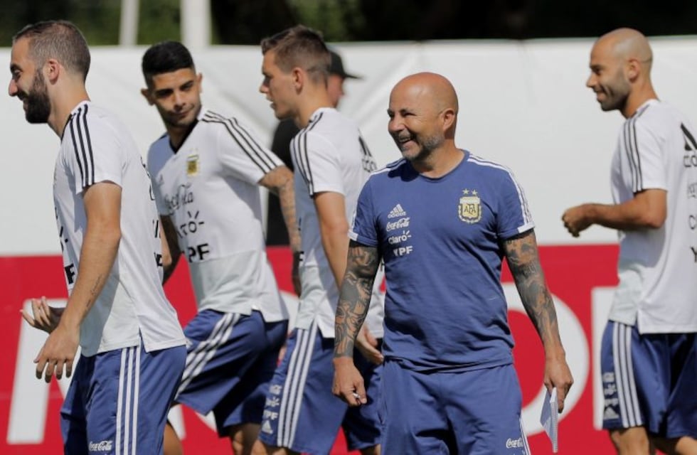 Sampaoli apuesta a la "vieja guardia" para disputar una final con Nigeria