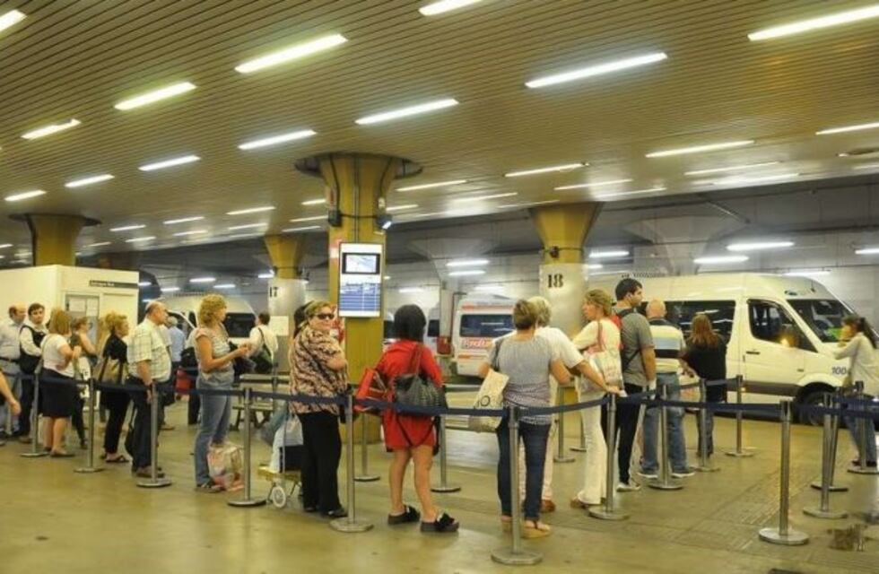 La tarifa de las combis se disparó un 20% en las últimas semanas