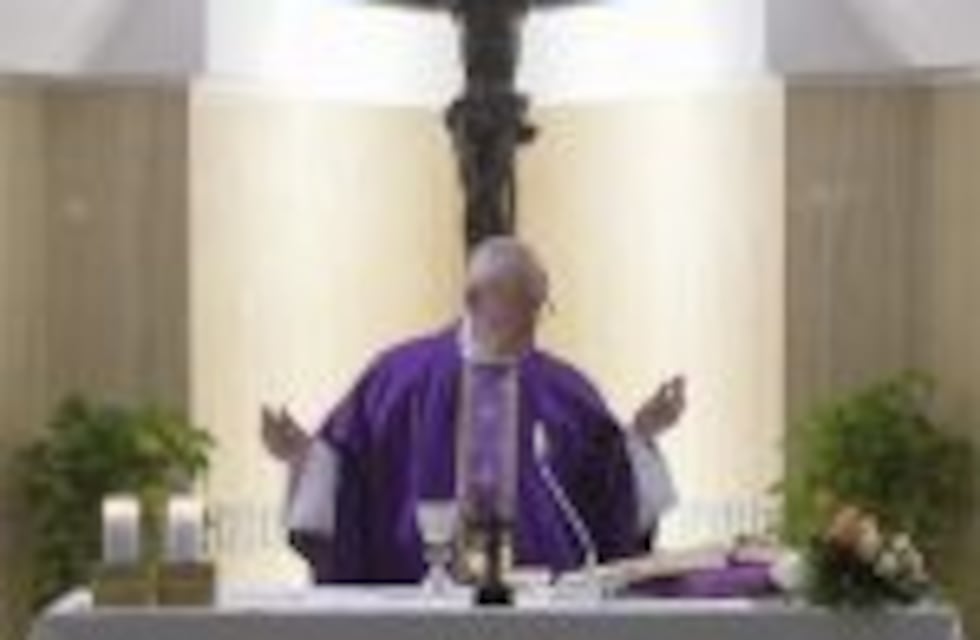 Francisco transmitió sus rezos y pésame por las víctimas de Chapecoense