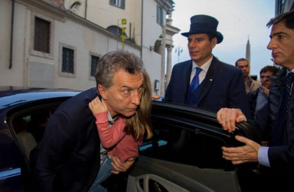 Macri llegó a Roma, se reunirá mañana con el Papa y el domingo participará de la canonizacion de cura brochero