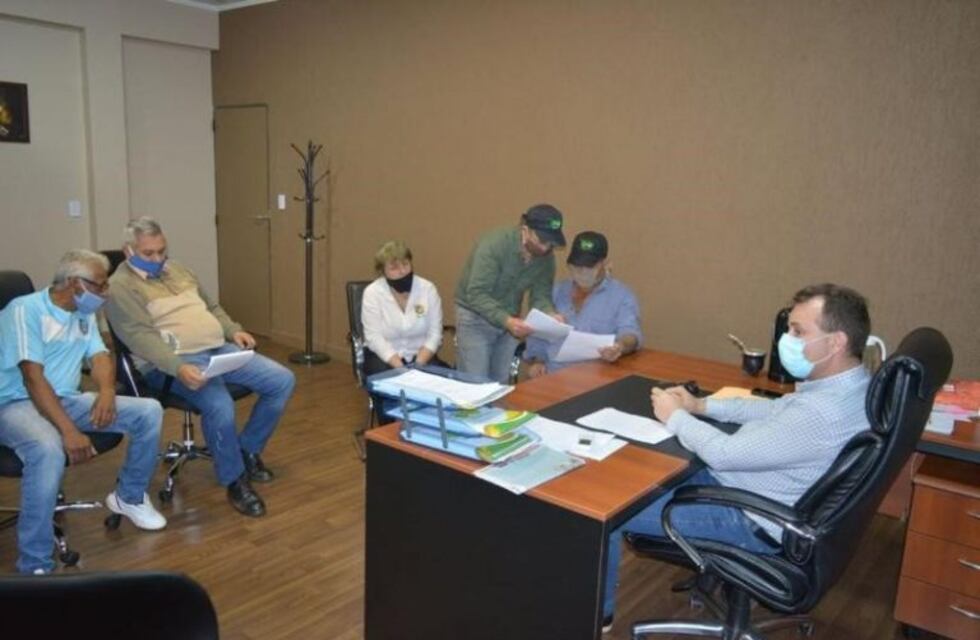 Empleados municipales de Campo Viera acordaron un aumento salarial de 17%