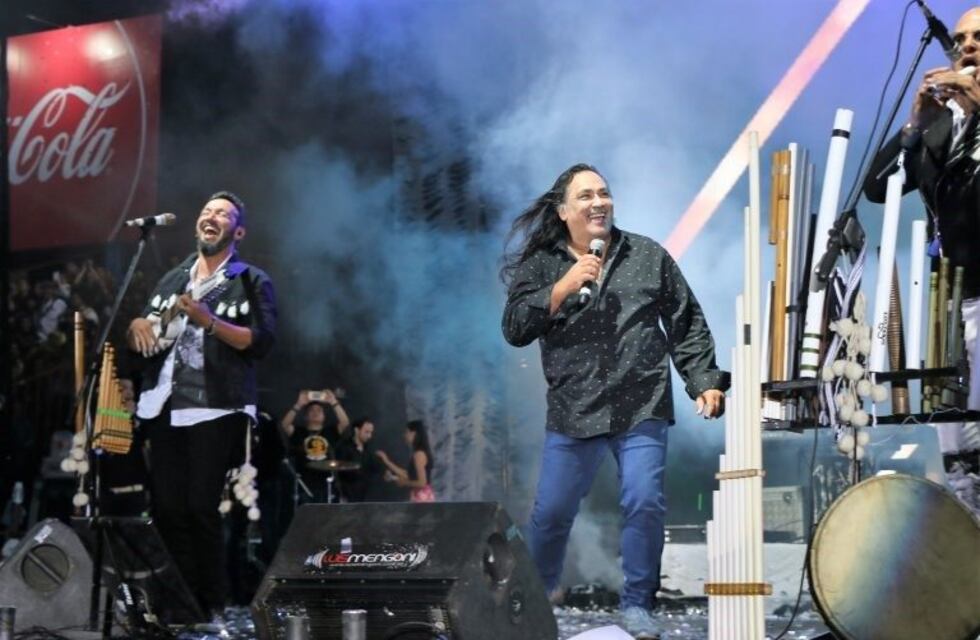 Jesús María: la lluvia no detuvo el fiestón de Los Tekis