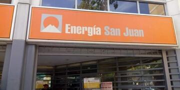 La organización acusa a Energía San Juan de cobrar más de lo que los usuarios consumen\u002E