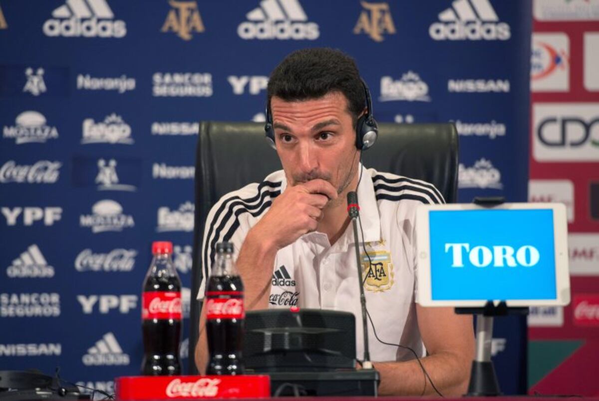 Lionel Scaloni en la conferencia de prensa (EFE / Jalal Morchidi)