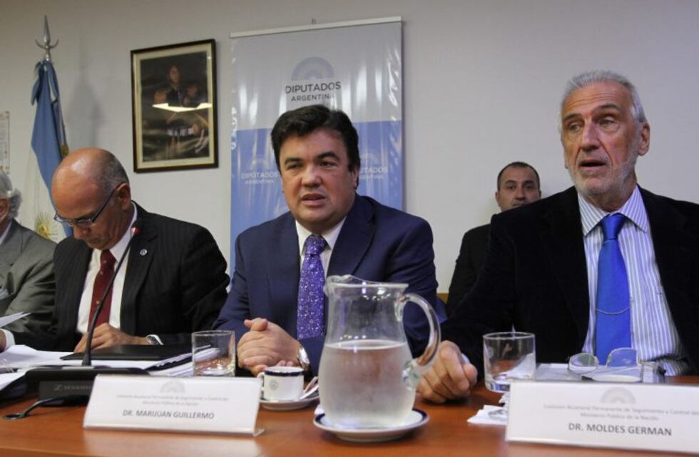 Marijuan denunció a Iguacel por el cobro extra a usuarios de gas