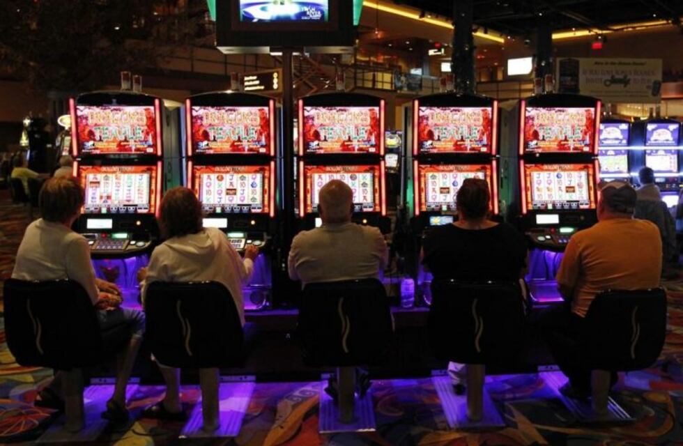 AJALAR clausuró un casino por incluir juegos no registrados
