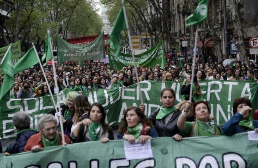Miles de mujeres marcharon por el Día internacional del aborto legal
