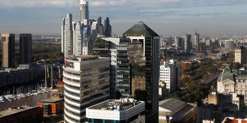 Vista aérea tomada desde una de las torres de la ciudad de Buenos Aires (Argentina)\nEFE/David Fernández
