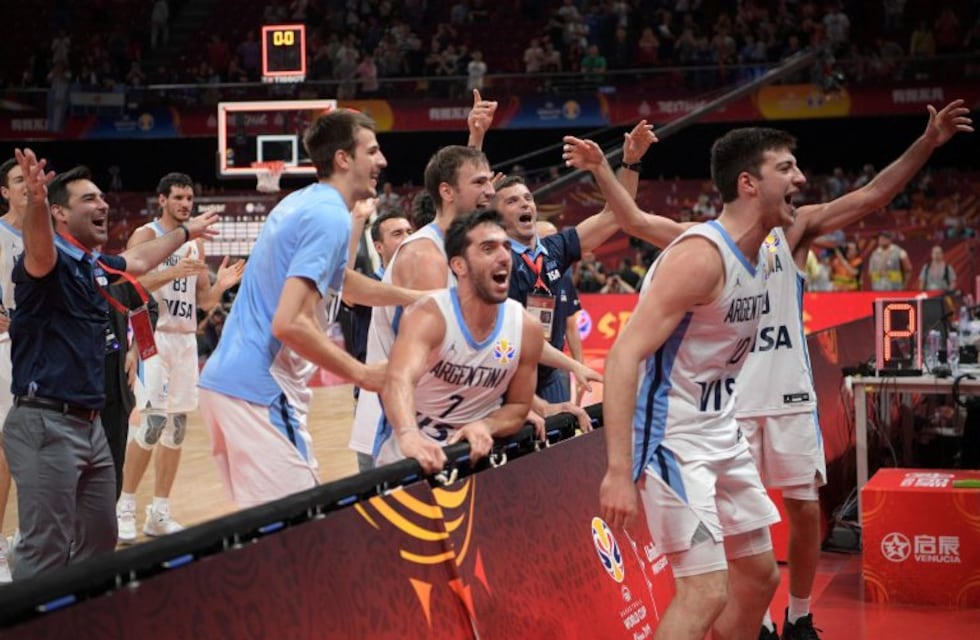 Con un Scola enorme, Argentina brilló ante Francia y clasificó a la final del Mundial