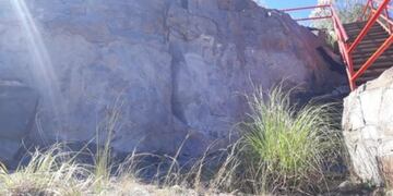 Recuperaron la piedra laja rayada por la familia mendocina\u002E