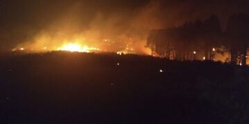 Las llamas aún no fueron controladas en el paraje de Traslasierra\u002E