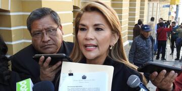 La senadora Jeanine Añez asumiría la presidencia en Bolivia (Foto: web)
