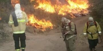 Incendio forestal en Villa Larca