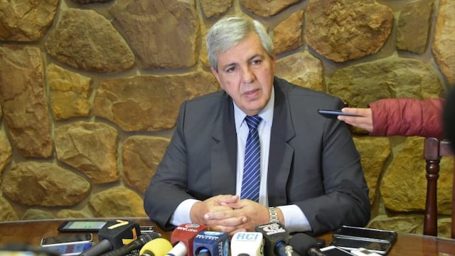 El vicegobernador de Jujuy, Carlos Haquim, en conferencia de prensa en su despacho de la Legislatura. (Archivo)