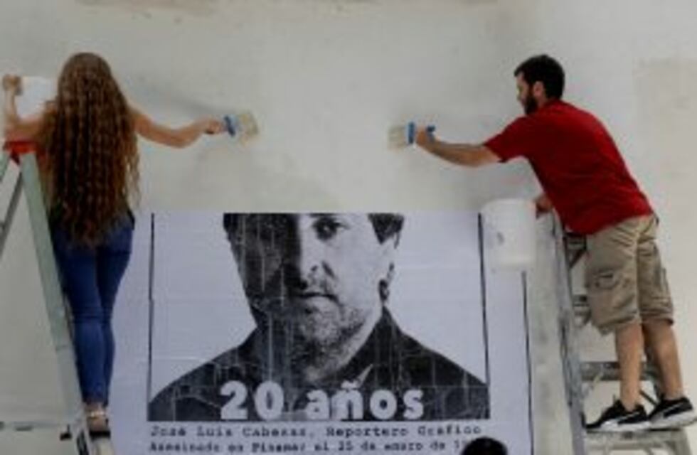 Recordaron a José Luis Cabezas con un emotivo acto en Pinamar a 20 años de su asesinato