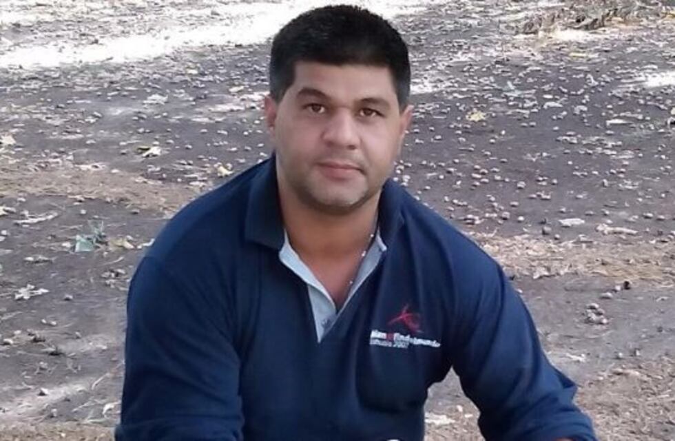 La secuestró, la golpeó y quiso prenderla fuego pero se salvó al tirarse de un auto