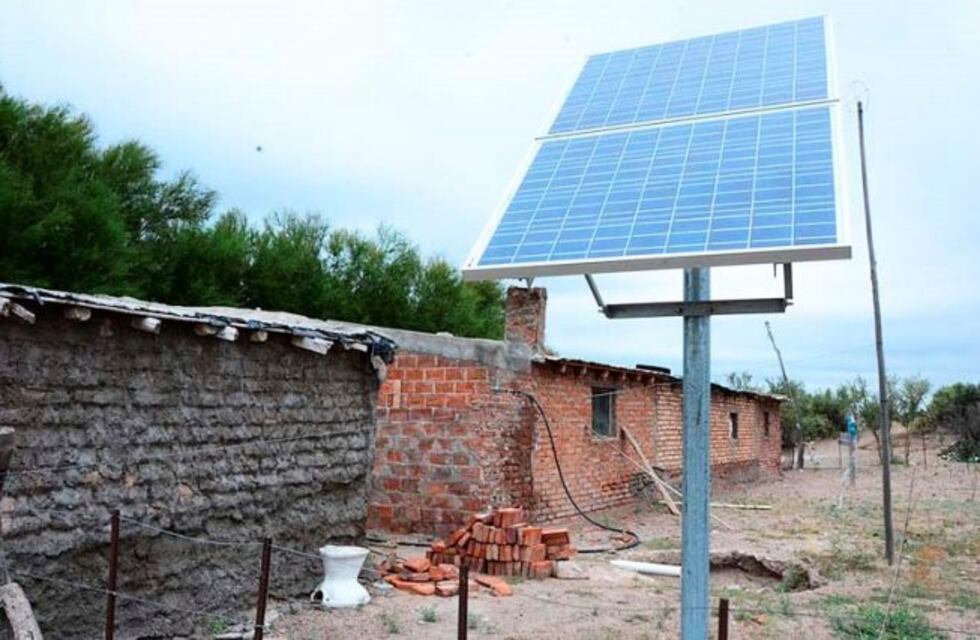 Quisieron cobrar a puesteros pampeanos por la instalación de paneles solares
