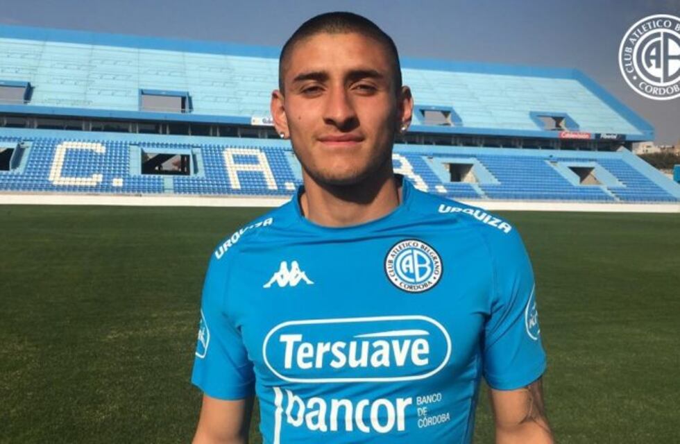 El futbolista Juan Carlos Salas firmó contrato con Belgrano