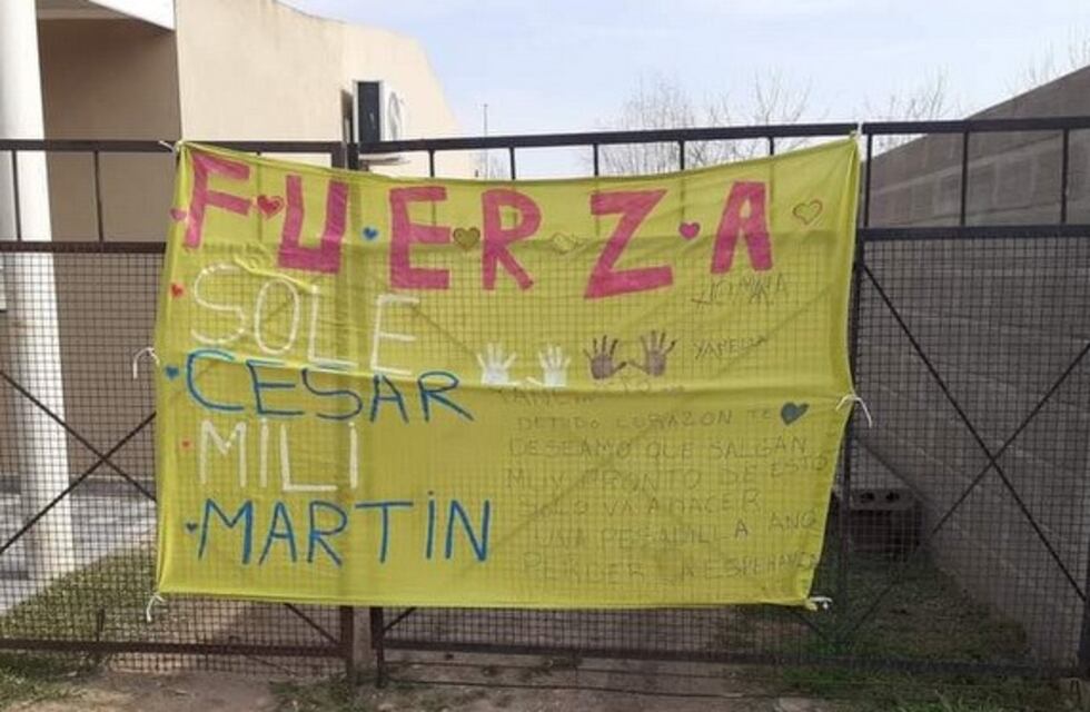 El apoyo de vecinos de una familia con Covid-19 en Urdinarrain