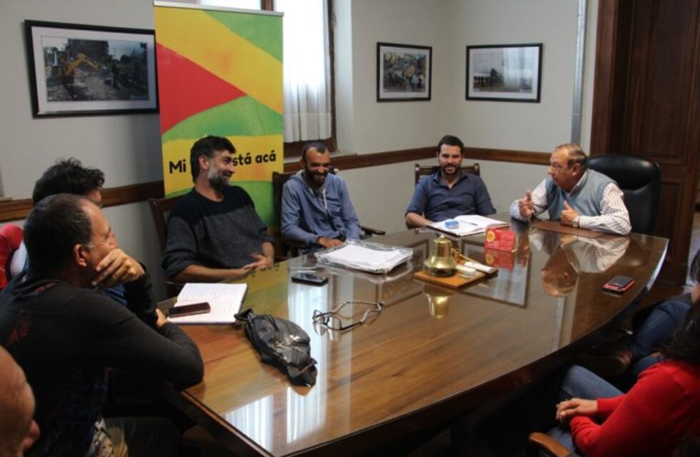 El Intendente Sánchez se reunió con la Asociación de Guardavidas de Tres Arroyos