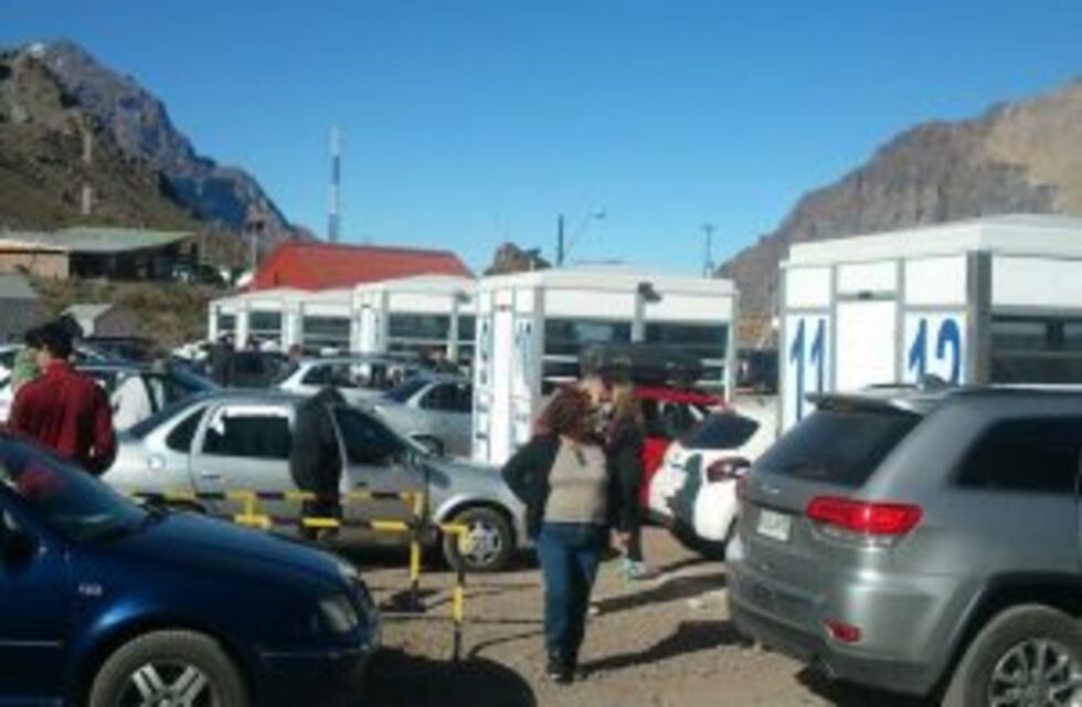 La demora para cruzar a Chile es de hasta seis horas